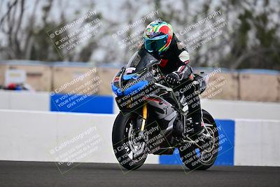 media/Apr-18-2025-TrackDaz (Fri) [[45f5874c44]]/A Group/Session 3 (Turn 6 - Outside)/